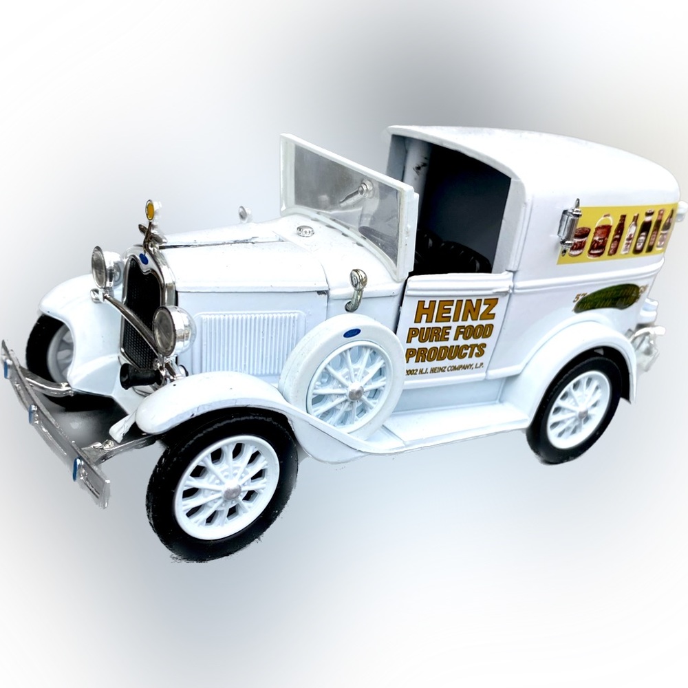 1931. “Hienz” Ford Model A. Diecast  scale 1:32. Ford Motor Company Trademark.